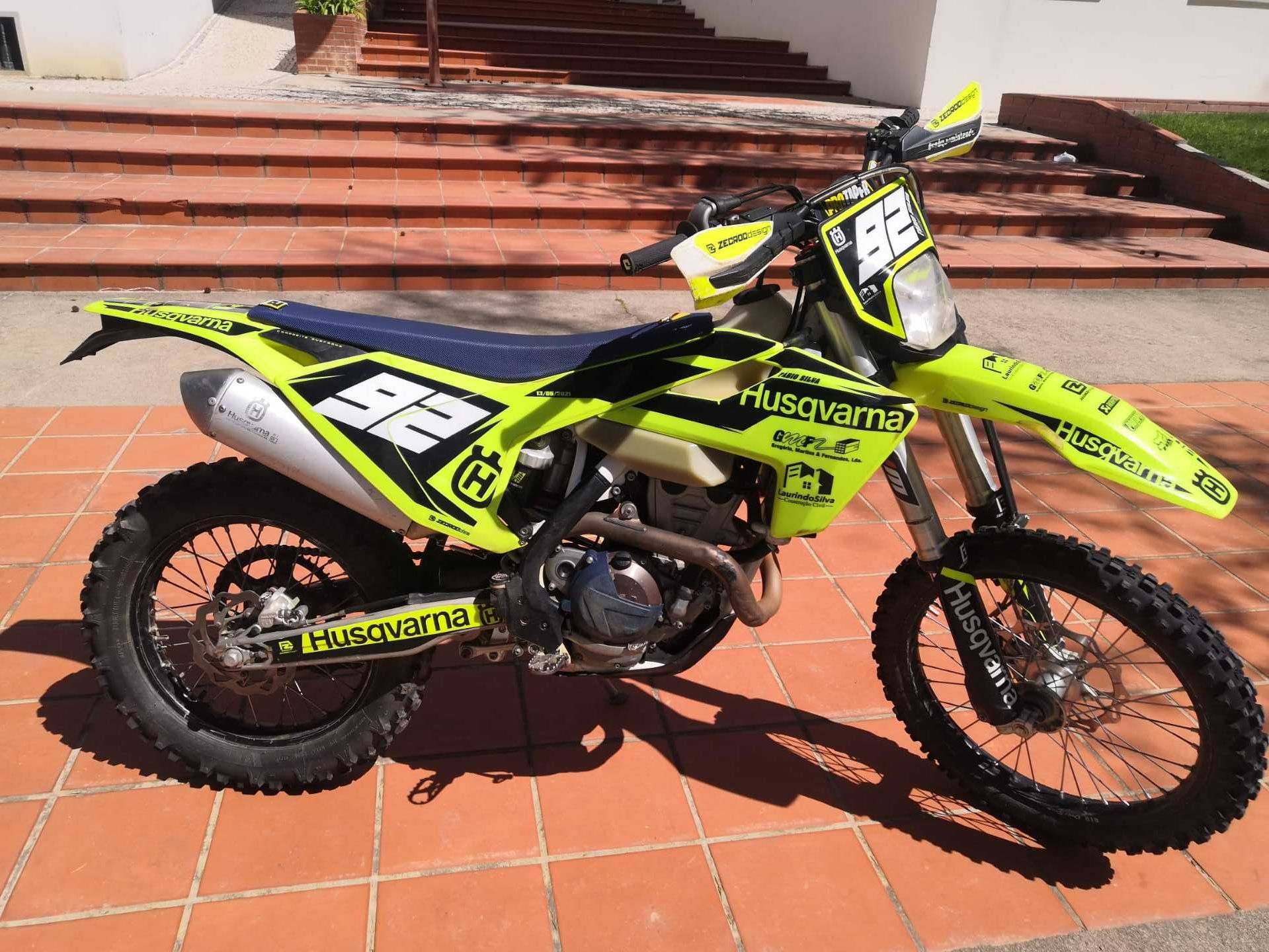 Husqvarna FE250 modelo 2018