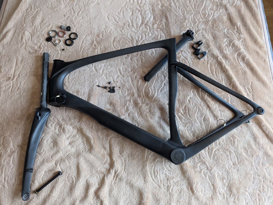 Rama Poison EXOGEN | disc | carbon | SET | 2032g | Roz.: 47/49/51/59
