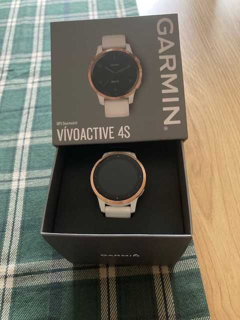 Smartwatch Garmin  VIVOACTIV 4S
