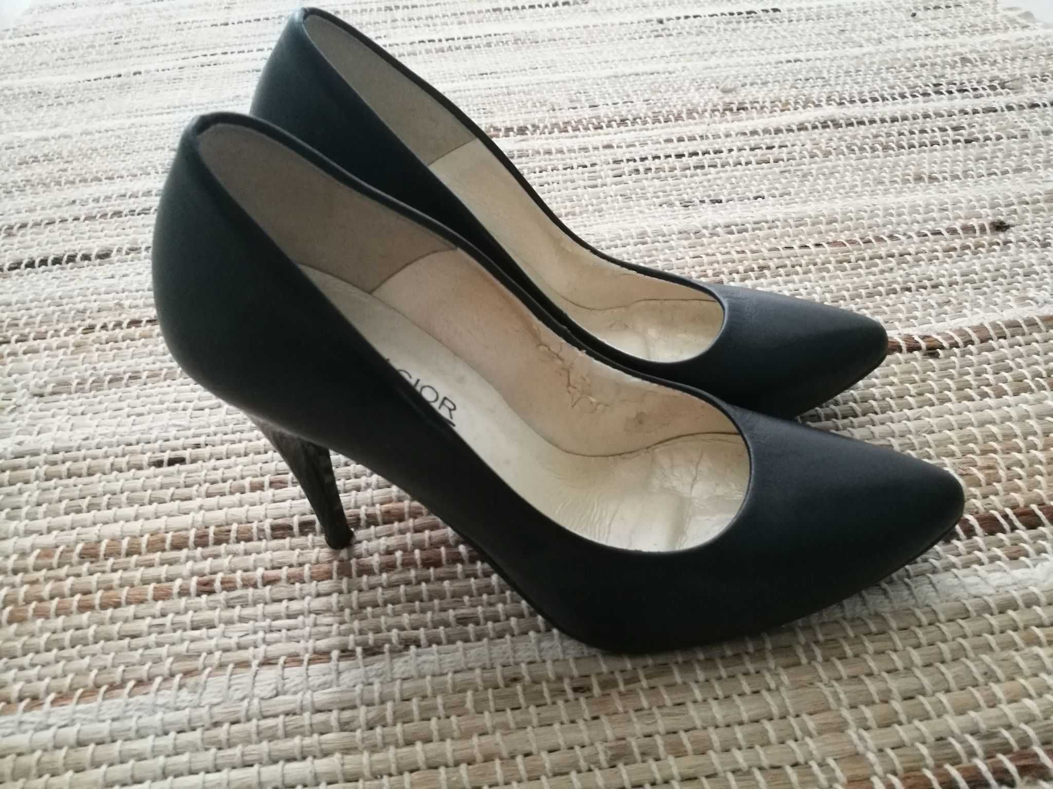 Buty damskie czarne NEŚCIOR rozmiar36