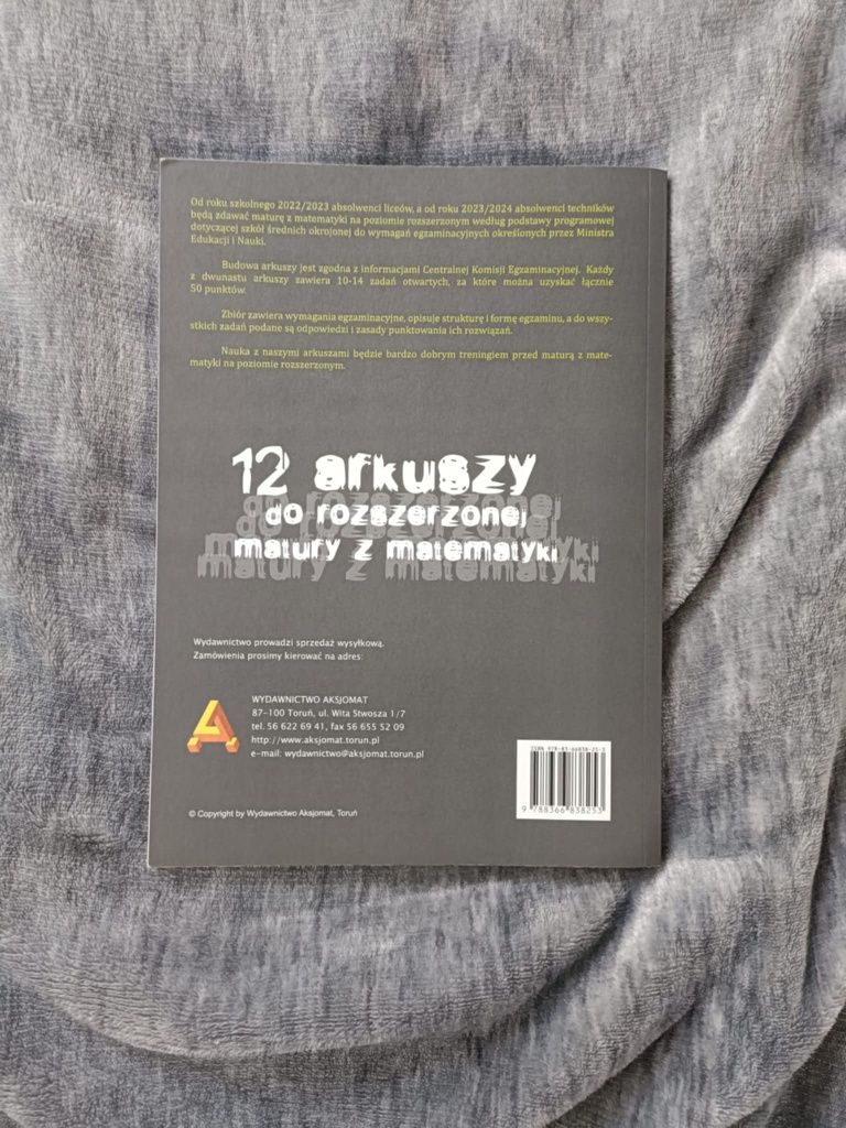 Vademecum i arkusze maturalne matematyka rozszerzona aksjomat -Szare
