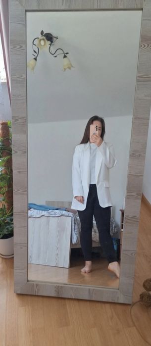 Śmietankowa elegancka marynarka