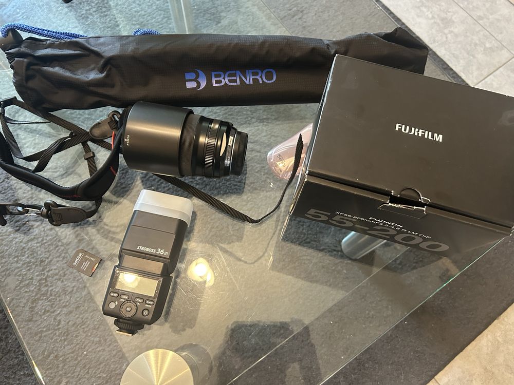 Obiektyw XF 55-200 F3,5-4,8R lampa statyw karta profesjonalny zestaw