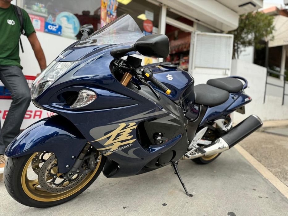suzuki hayabuza