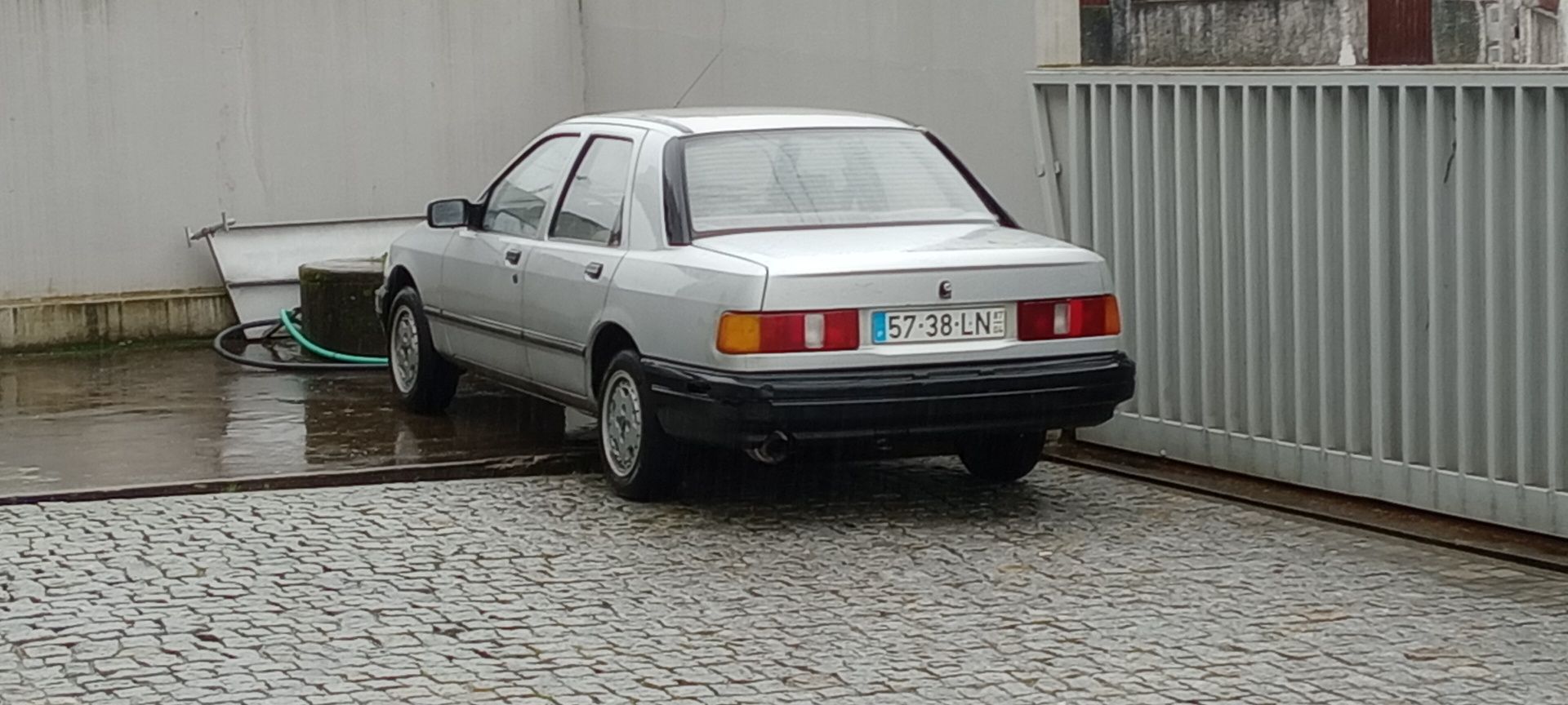 Ford Sierra 1.8 GL tração traseira/ Ford Sierra 1.6 hatchback