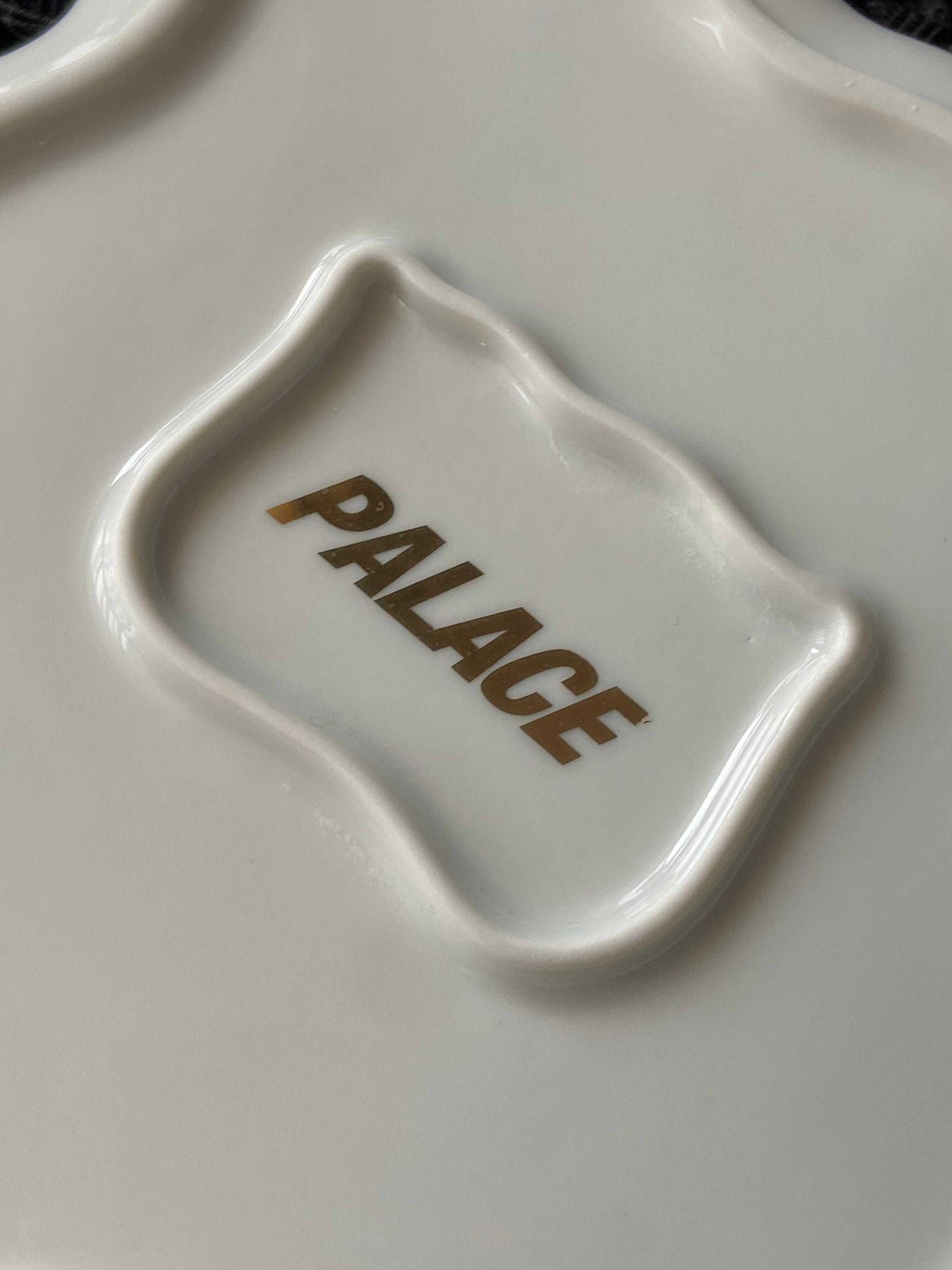 Cinzeiro Palace Bulldog Branco em Cerâmica FW19