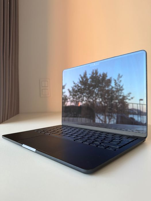 Macbook Air M2 13,6” 512 Gb Midnight em bom estado