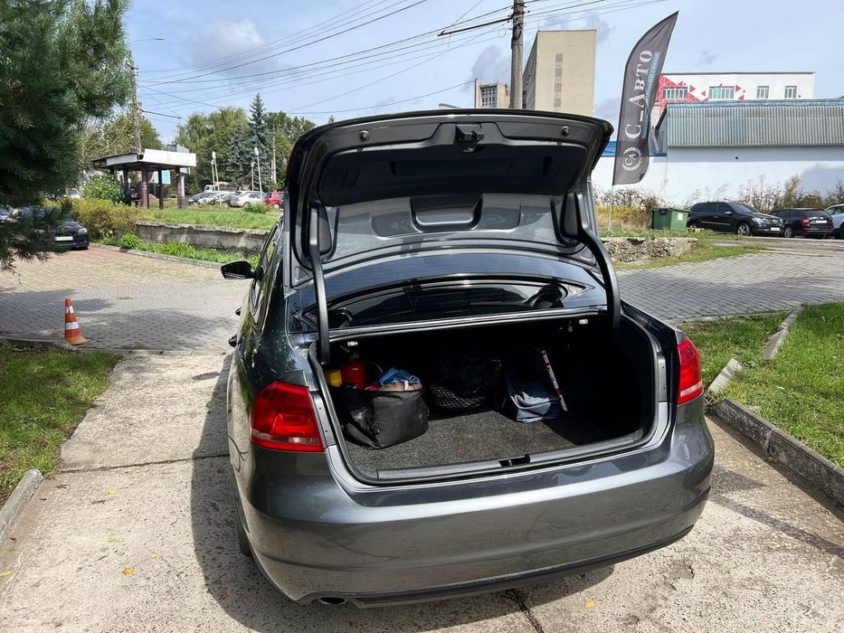 Volkswagen Passat B7  в кредит БЕЗ АВАНСУ!!