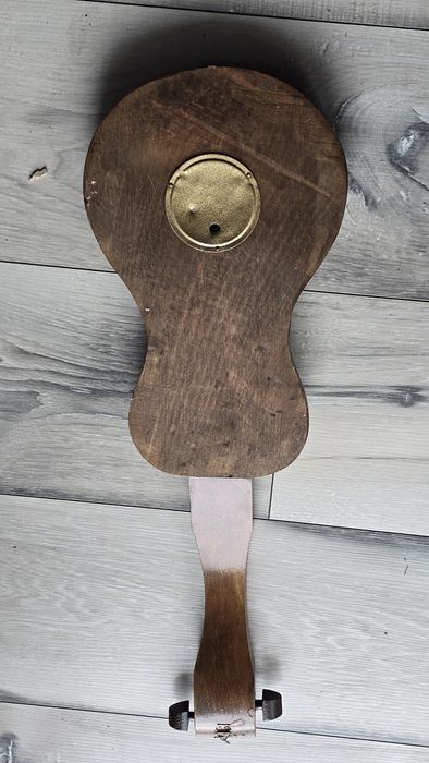 Stary barometr z termometrem