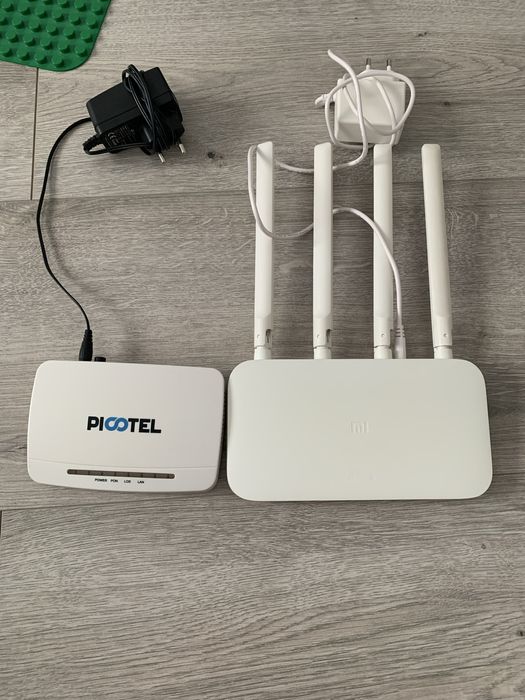 Модем + роутер + кабеля для автономної роботи