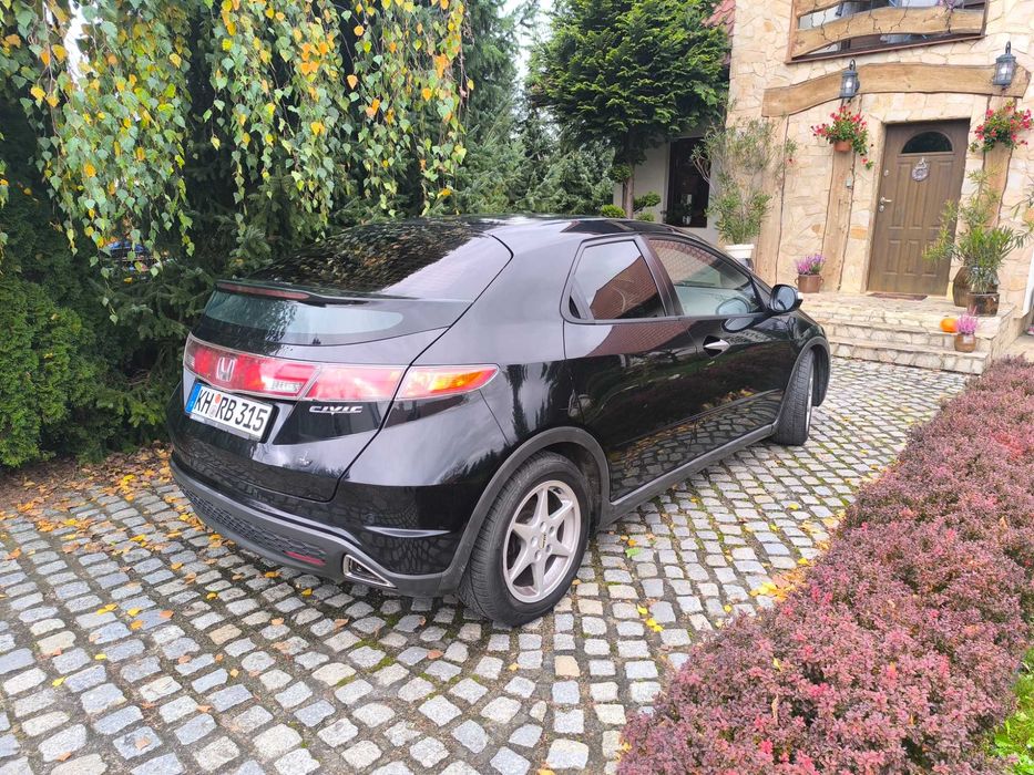 Honda Civic Viii Ufo 1.8 Vtec Automat Ishift Skora Ksenon Executive