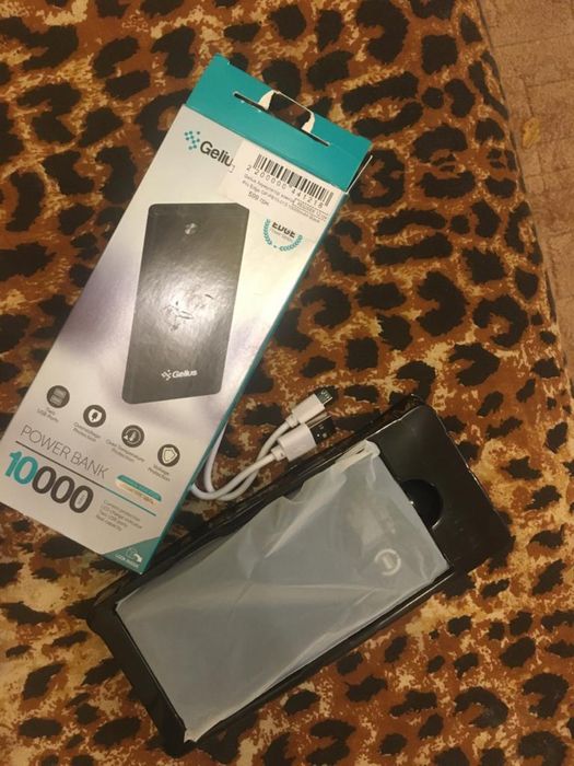 Продам павербанк power bank 10000