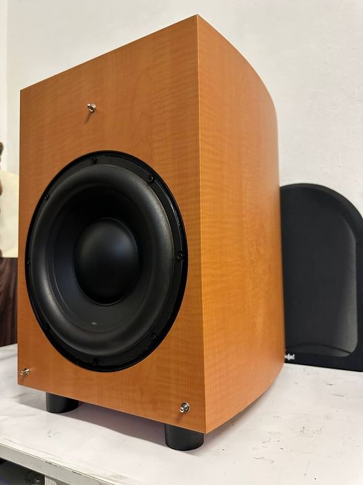 16 kg,! Subwoofer aktywny Teufel Concept R, 200 watt