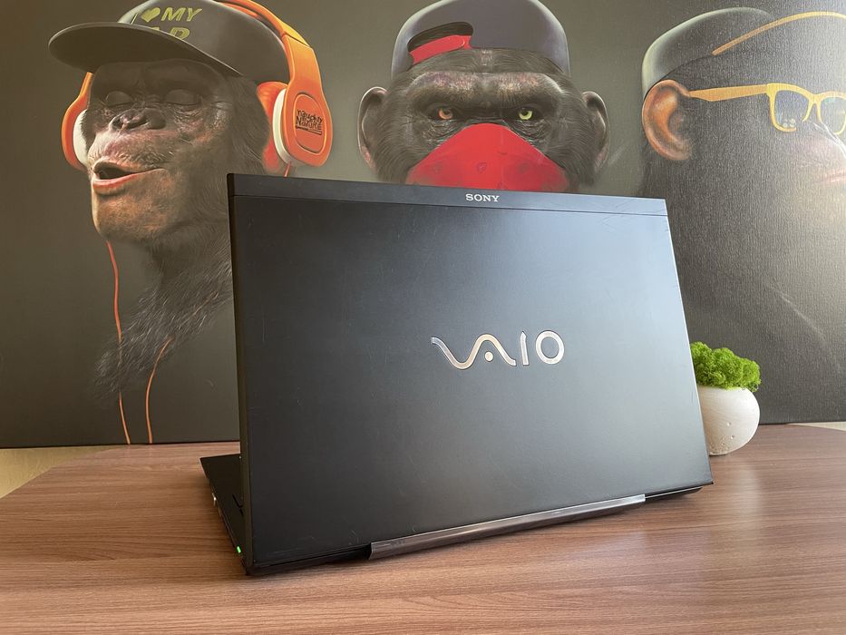 Шикарний ноутбук Sony/FullHD IPS/Core i5/8 GB/SSD+HDD/Radeon 6790