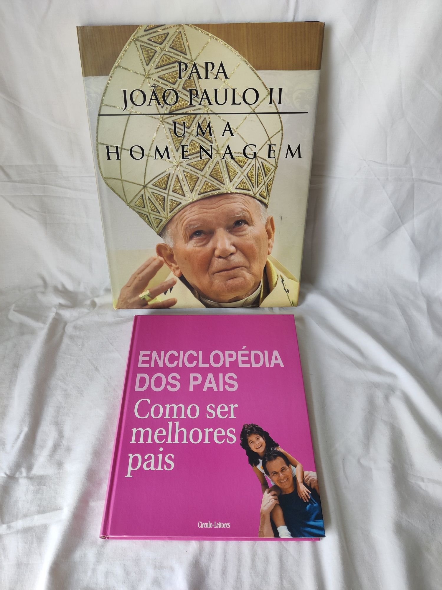Livros variados.