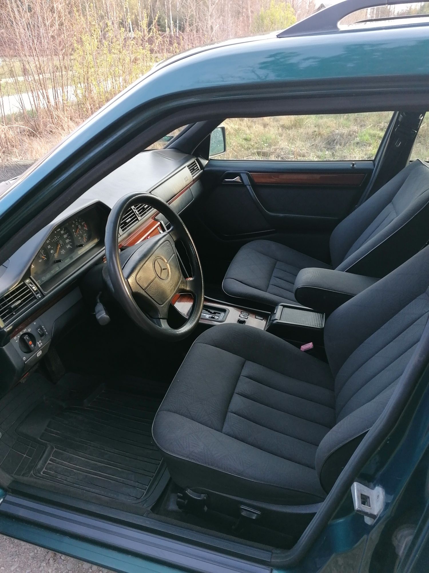 Mercedes W124, 2.0 benzyna z gazem i automatyczną skrzynią biegow