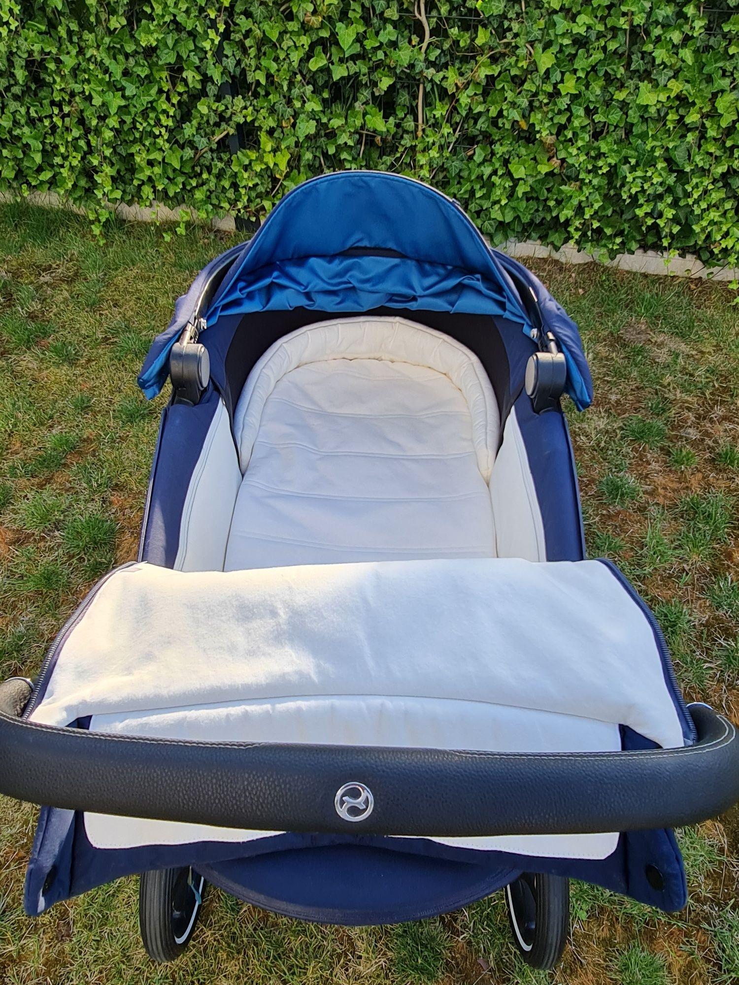 REZERWACJA do 10.08 | Wózek Cybex Priam 4.0 | gondola + rama z dodatka