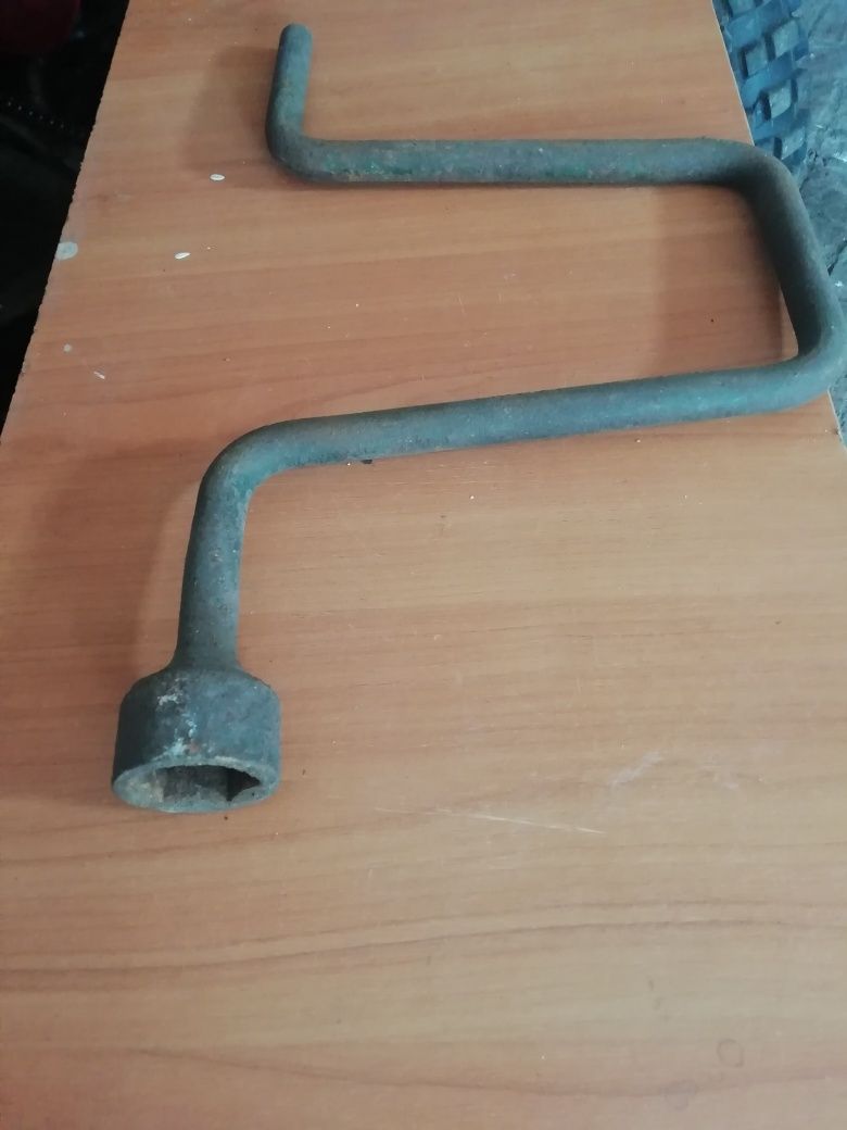 Klucz  warsztatowy korba