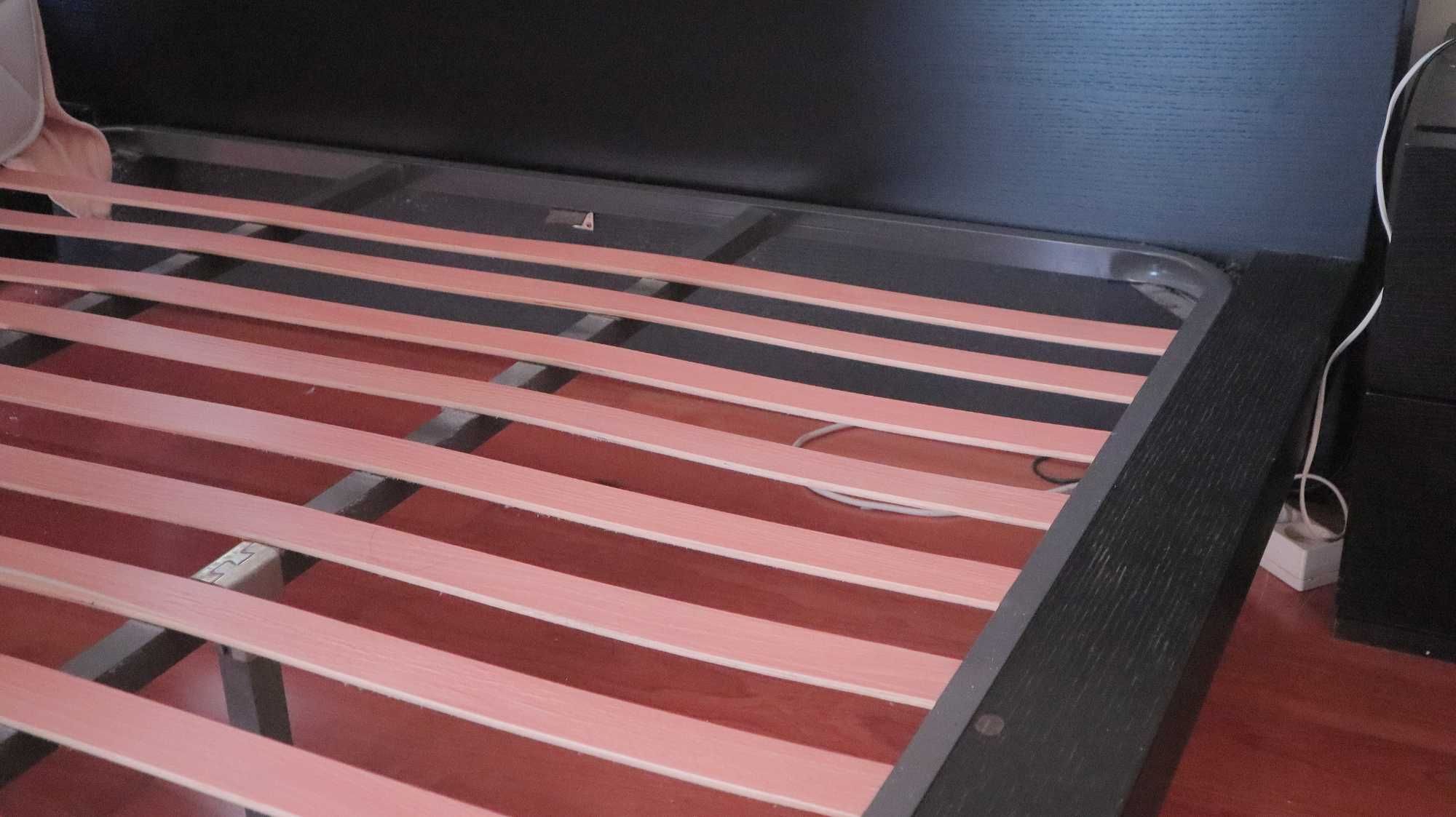 Cama de Casal Moderna