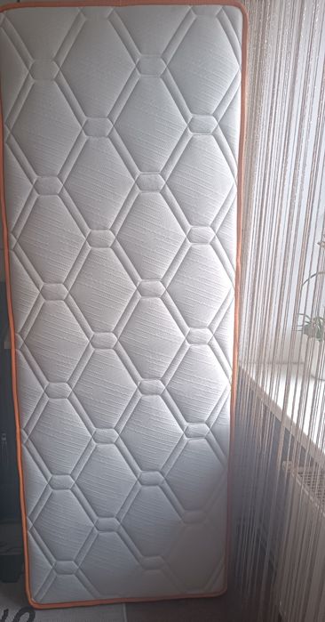 Ортопедичний матрас