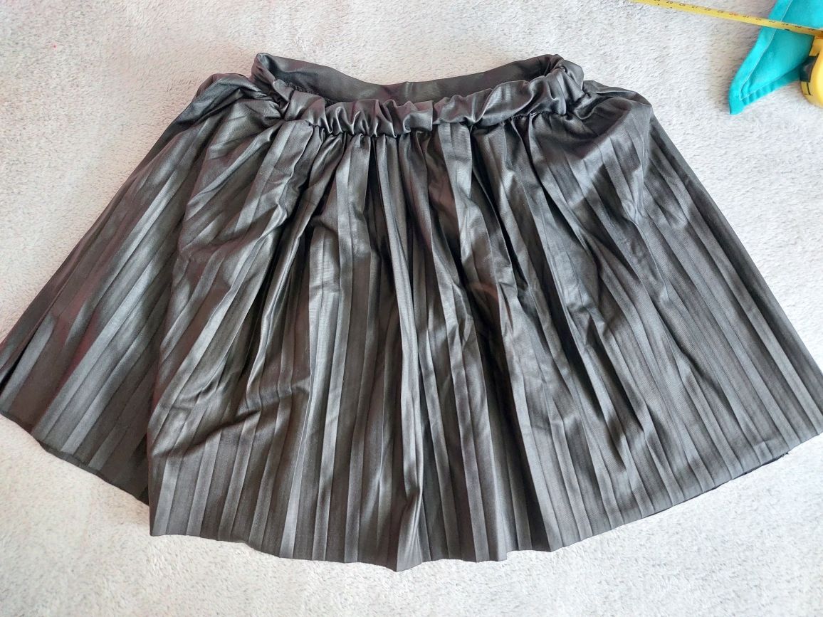 Spódnica czarna plisowana 158-164