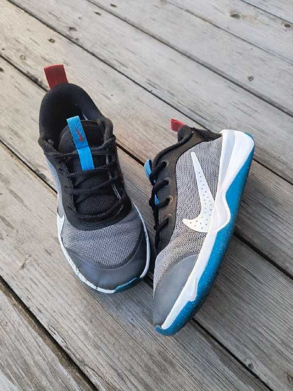 Кросівки найк. Nike Omni. Кросівки 38 розмір. Кросівки спортивні. Nike