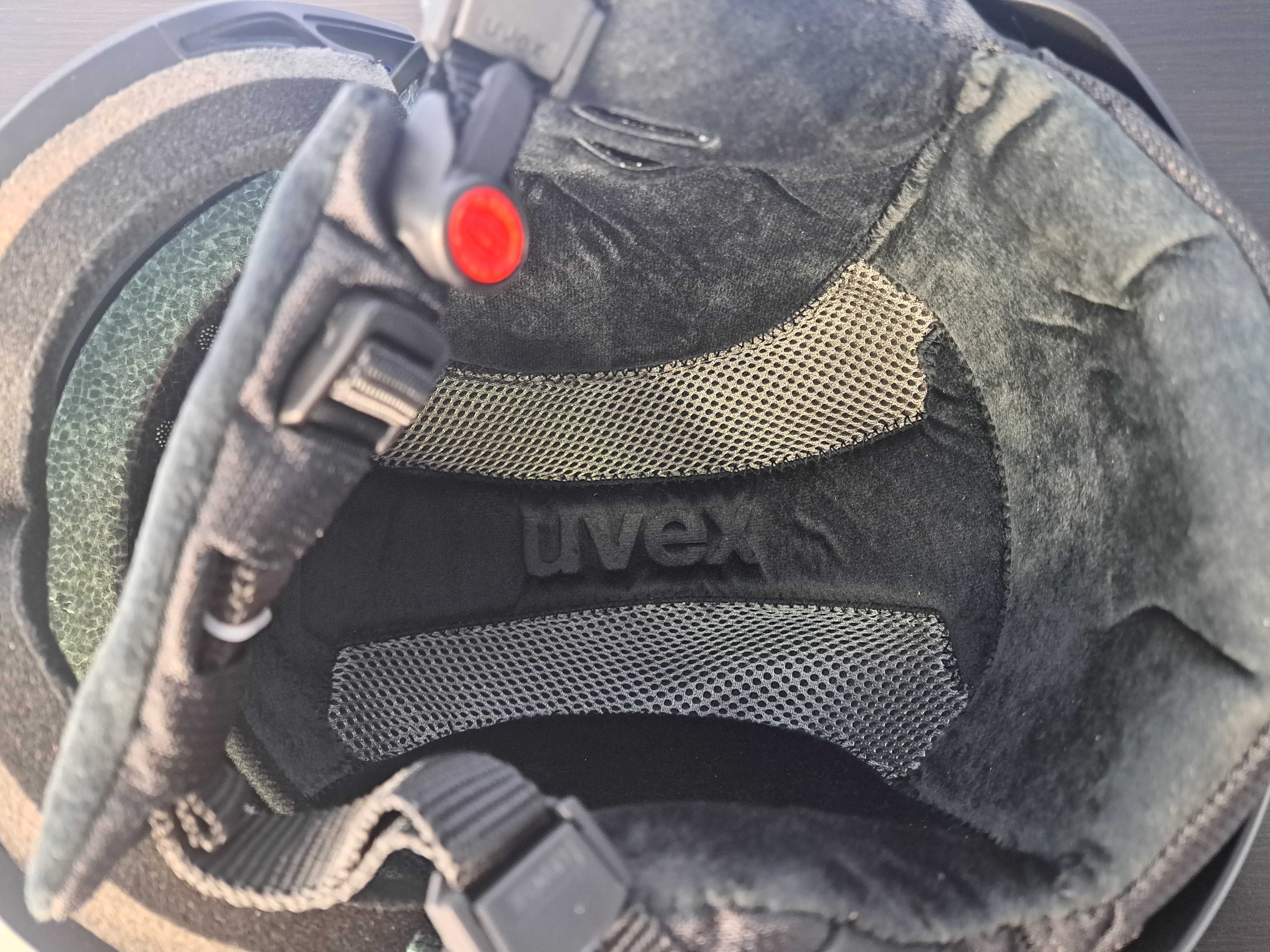 Kaski Kask narciarski snowboardowy Uvex Wanted Visor r. 58-61 cm M/L