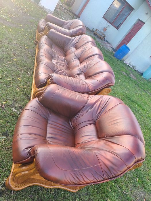 Комплект шкіряних меблів