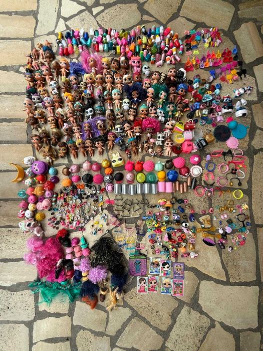 Zamienię na Klocki Lego Ogromny Zestaw Lol Surprise Ponad 90 lalek