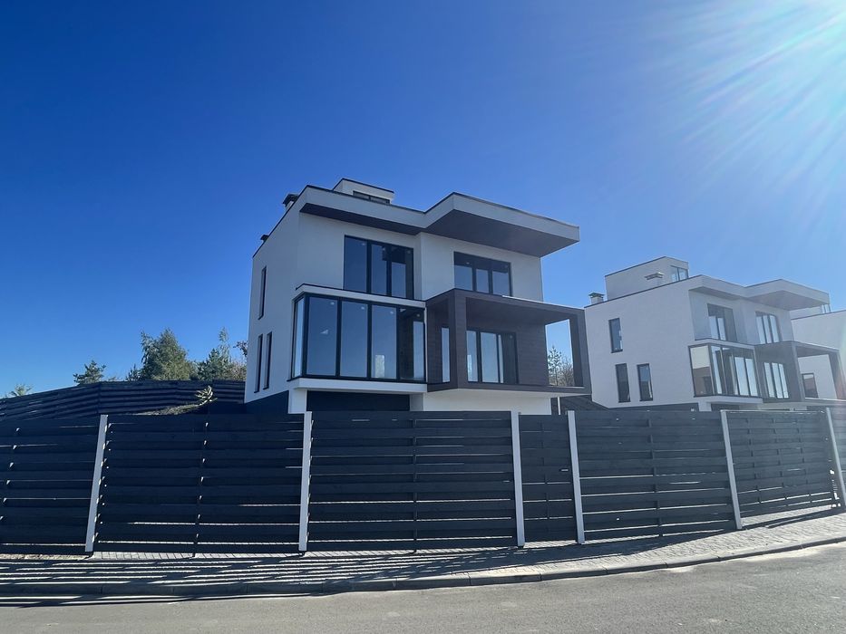 Дом Лесники