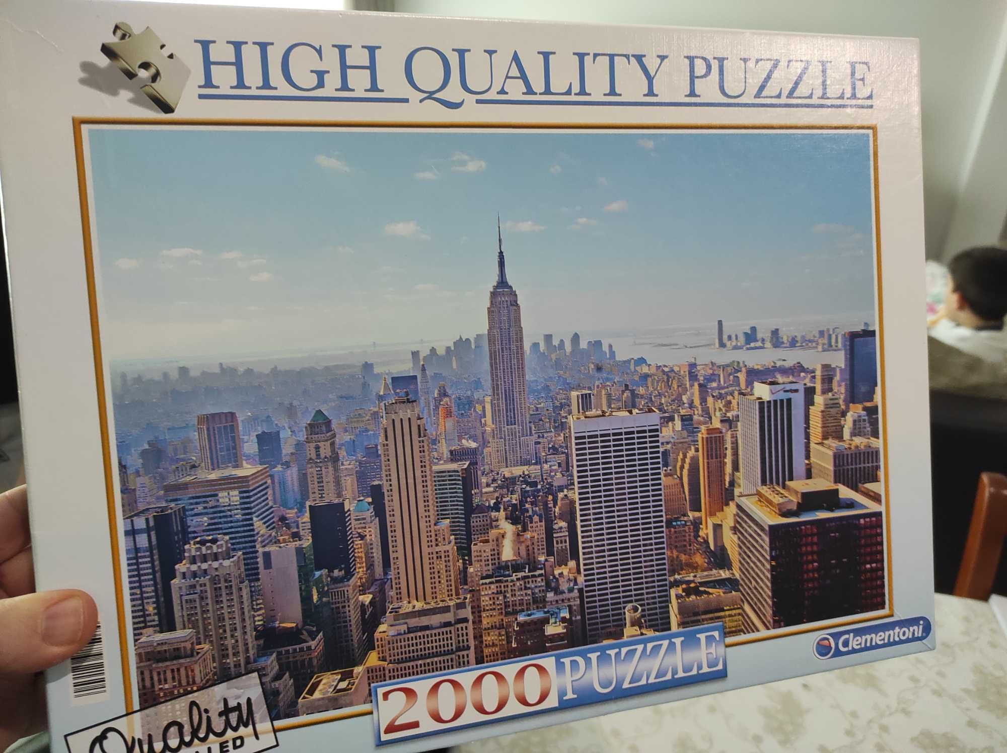 Puzzle 2000 peças (montado)