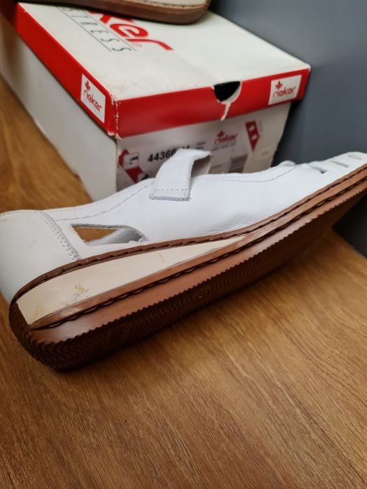 Półbuty czółenka białe damskie skórzane nr 39 NOWE Rieker