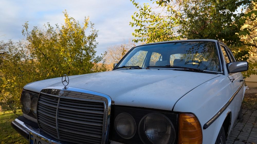 Мерседес Mercedes Benz E class 1982р дизель 2.0