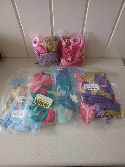 Zestaw balonów nr.1 różne kolory, 360sztuk + 12 tasiemek