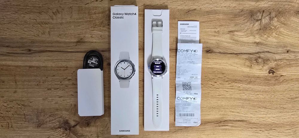 Официальные Samsung Galaxy Watch 4 Classic 42mm (SM-R880NZKASEK)
