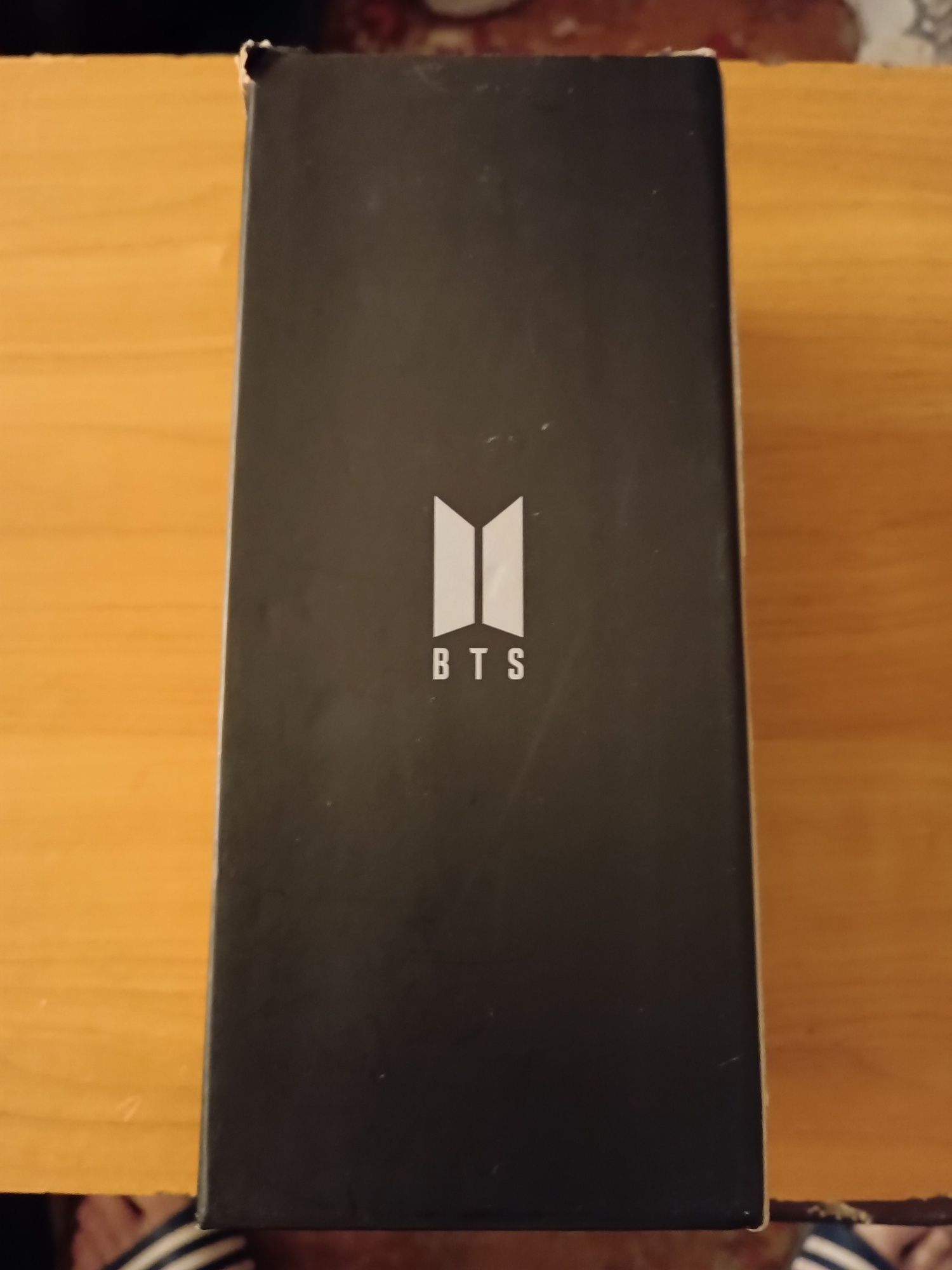 Продаю BTS official light stick ver.3 Model l BTS X Official 7718G