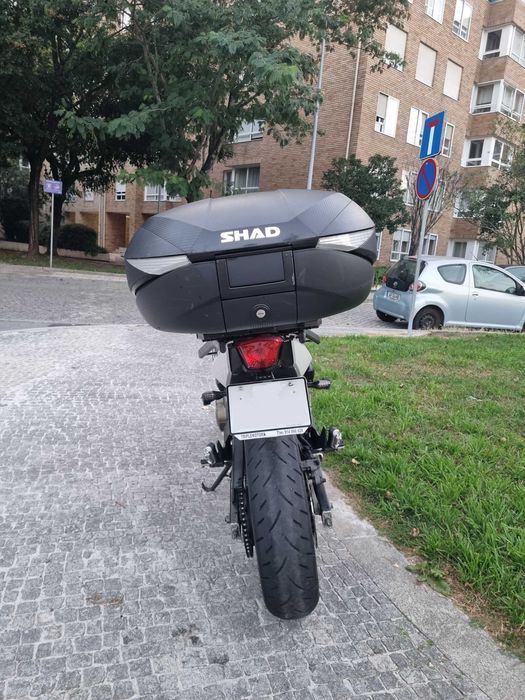 Yamaha XJ6 (Carta A2 - 35 kw - deslimitada) 2010