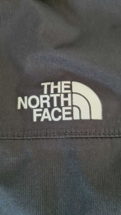 Kurtka outdoorowa wiatrówka TNF The North Face. Rozmiar L