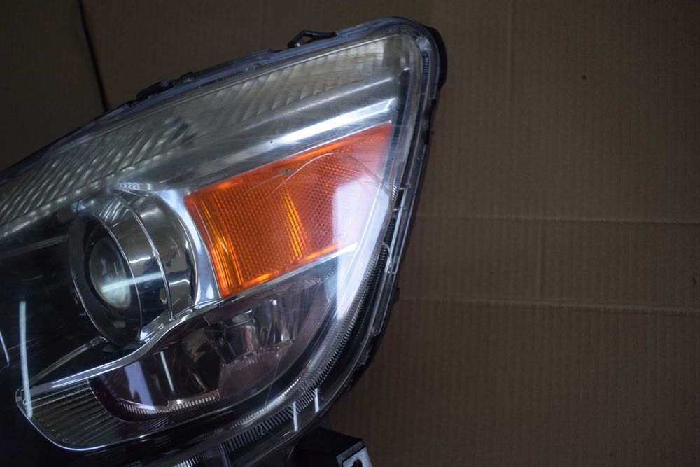 lampa lewa przód przednia xenon MITSUBISHI ASX 1.8 DID 14R.EUROPA
