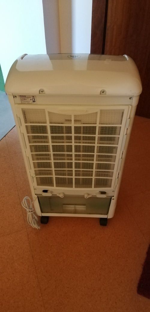 Ventilador a água