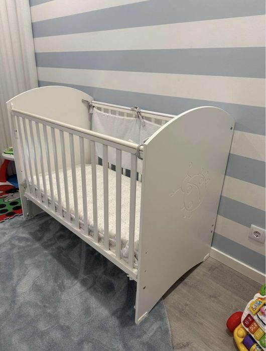 Cama de grandes branca da zippy