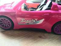 Różowy samochód dla lalek