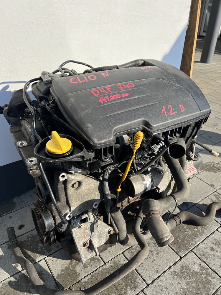 Двигатель двигун мотор D4F D740  1.2 бензин 8200856111