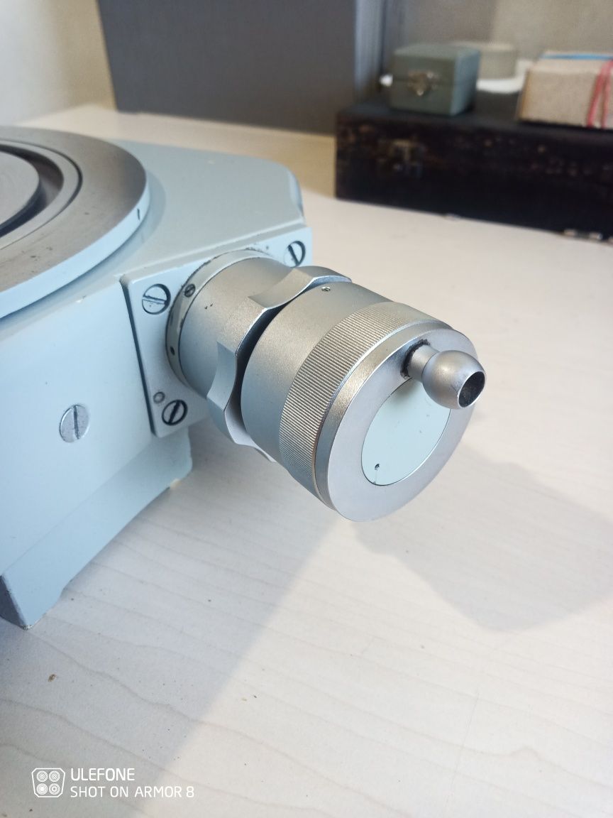 Поворотный стол Carl Zeiss 210мм