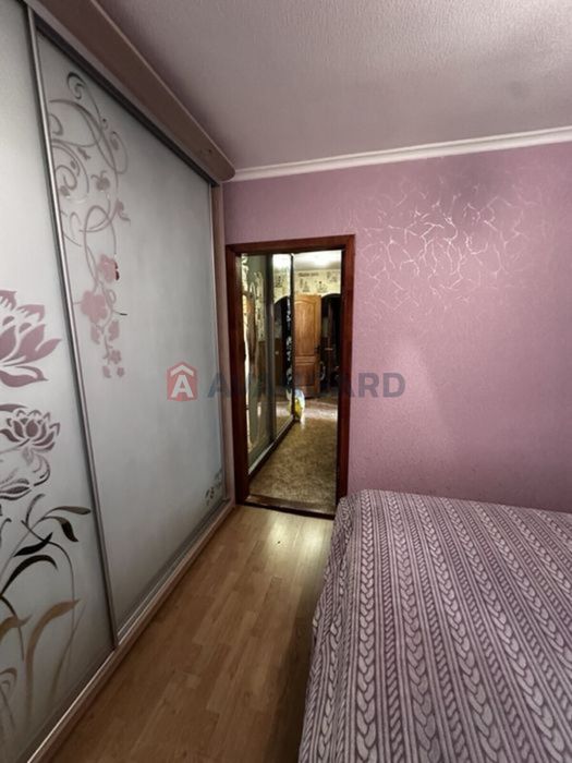 Продаж 2 кімнатної квартири.Бородинський.