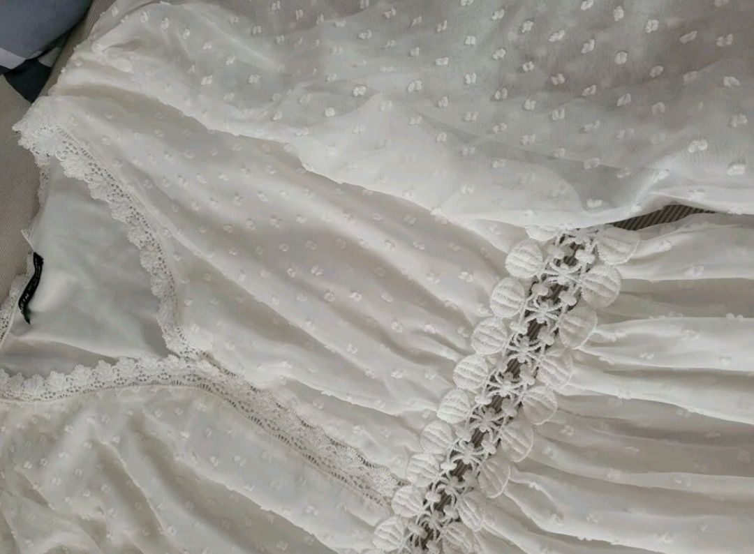 Sukienka biała tiulowa z koronką okolicznościowa elegancka zwiewna new
