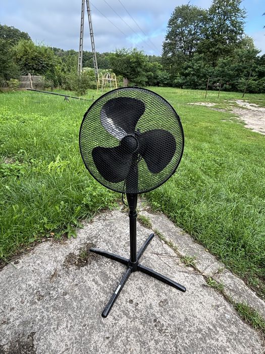 Wentylator stojący Equation