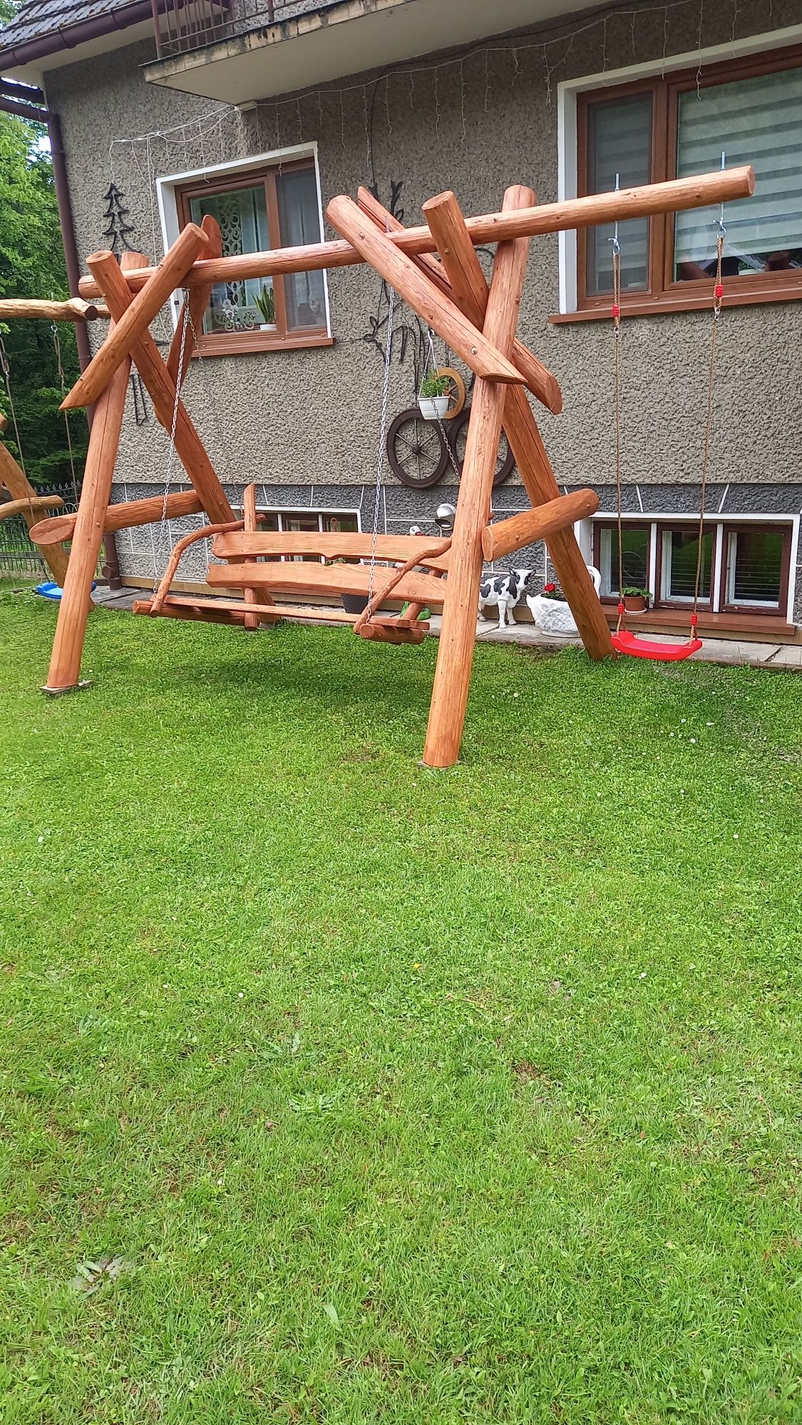 Domek dla dzieci, huśtawki, place zabaw, altany