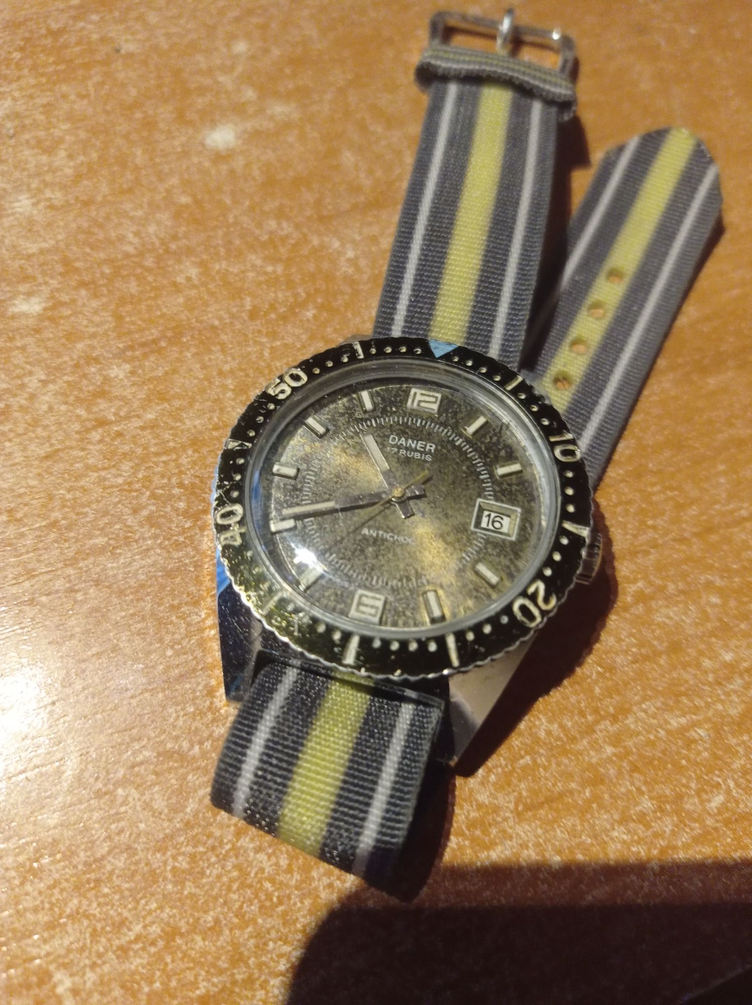 Relógio vintage de corda