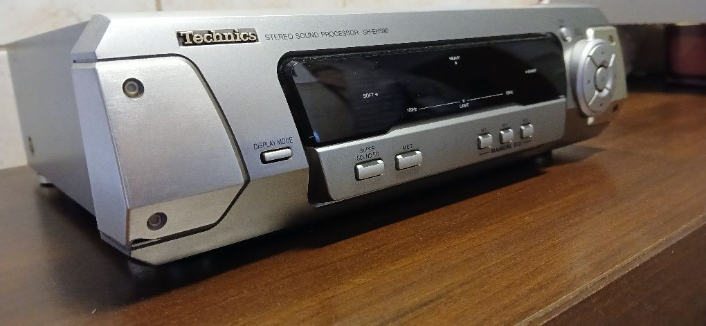 Procesor Technics  SH EH590